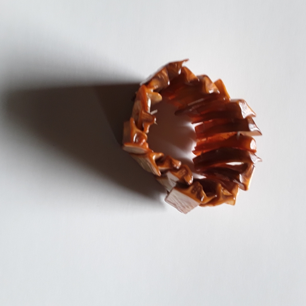 3 - Stretch Shell Bracelets - Picture 2 of 9
